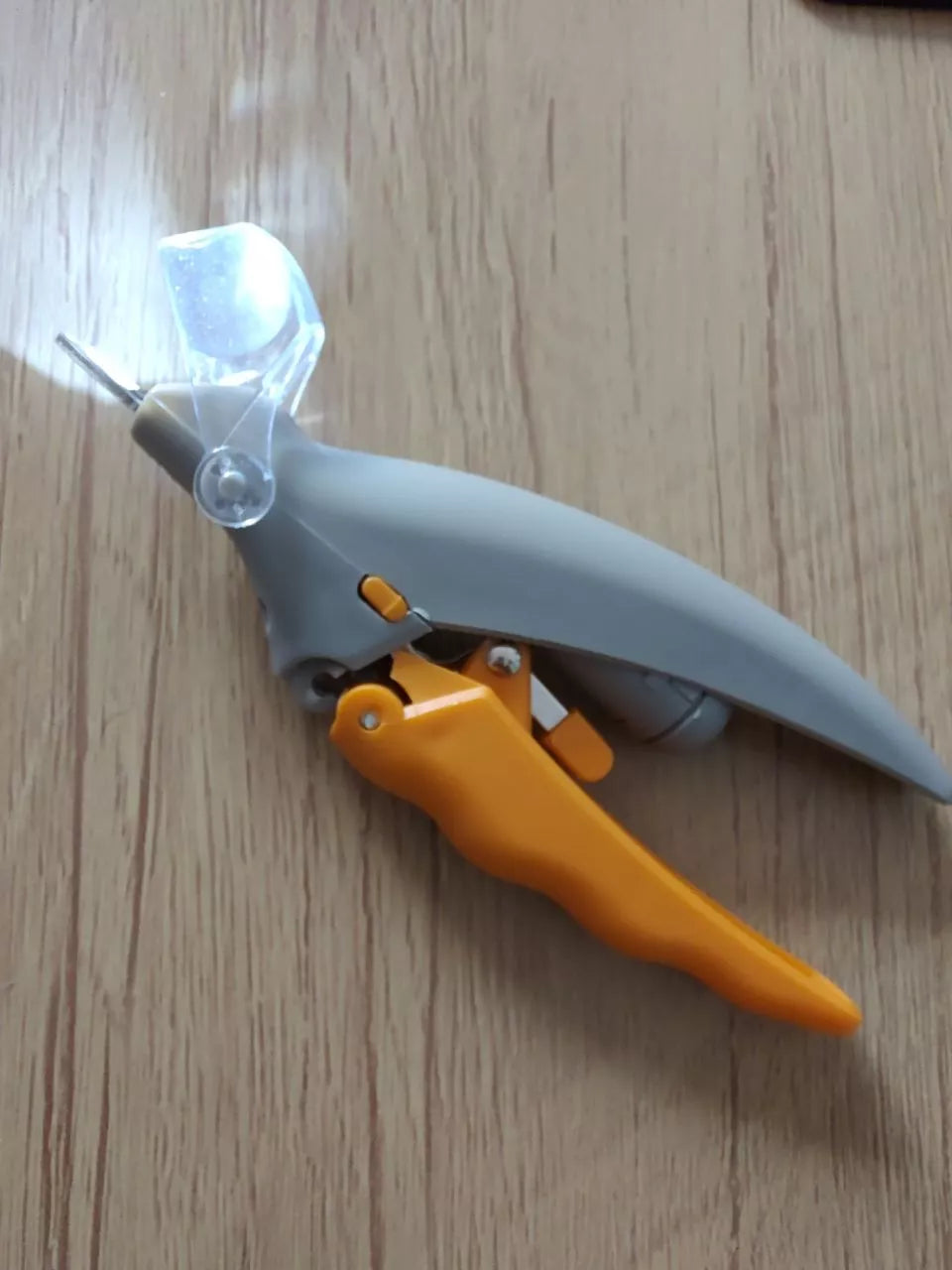 Cortador de unha - ConfortPet Led
