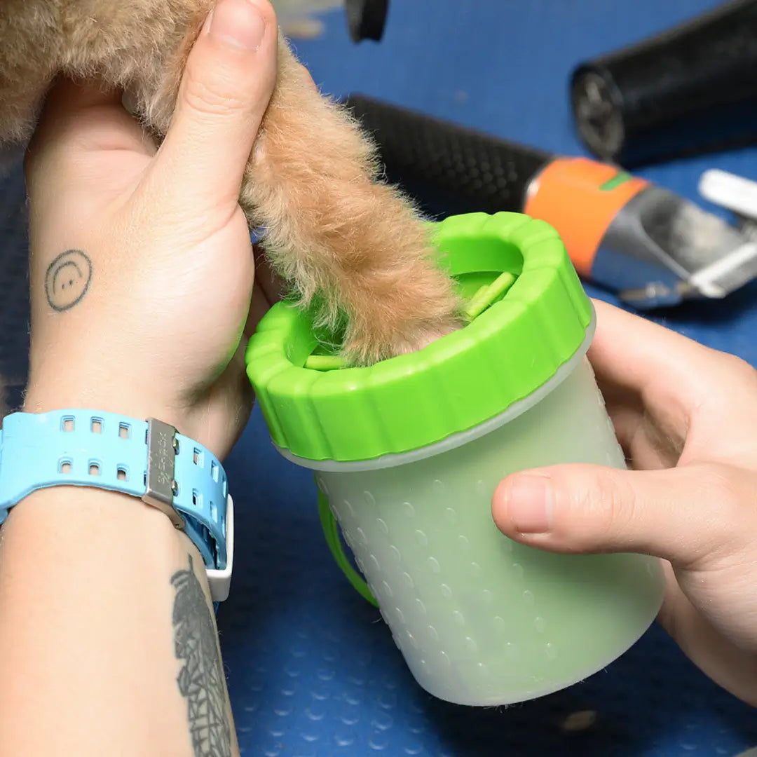 Limpador de patas portátil em silicone